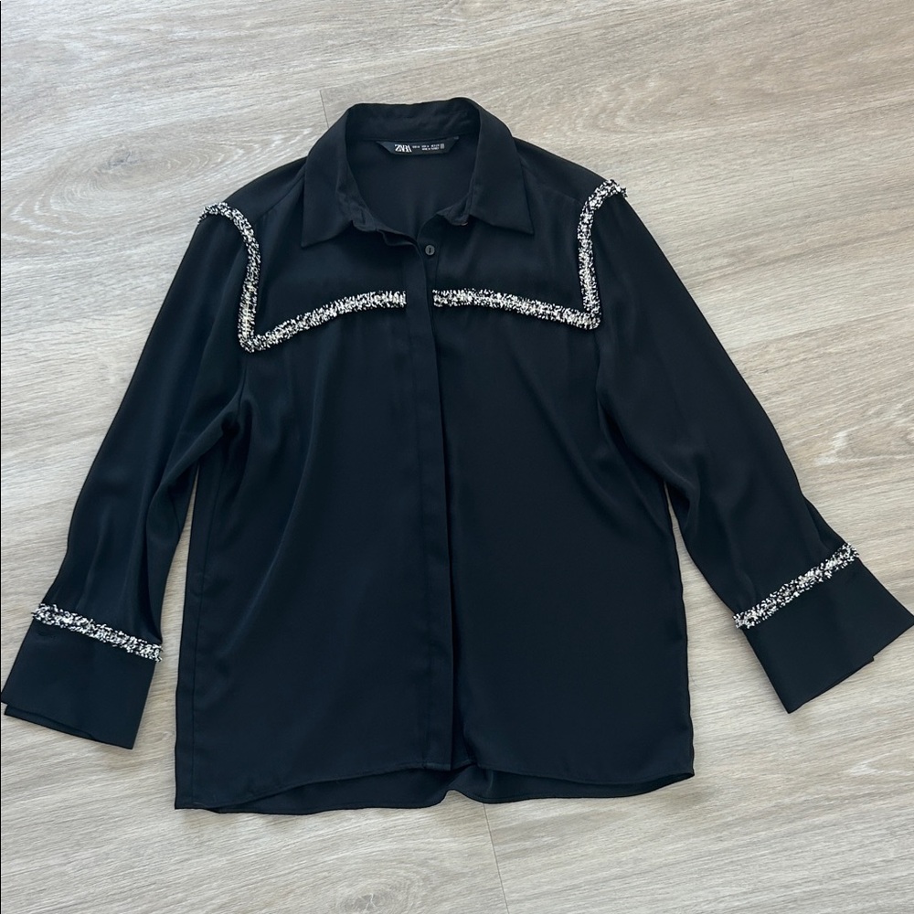 Zara button down black Blouse Medium Chanel style boucle braided trim